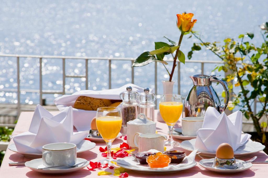 Hotel "Seelust" Garni Röbel エクステリア 写真